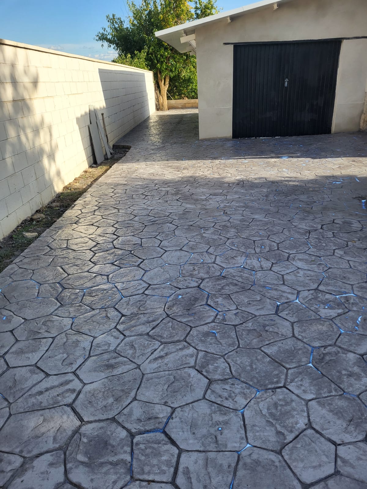 Chape de béton pour fondations et structures à Marseille