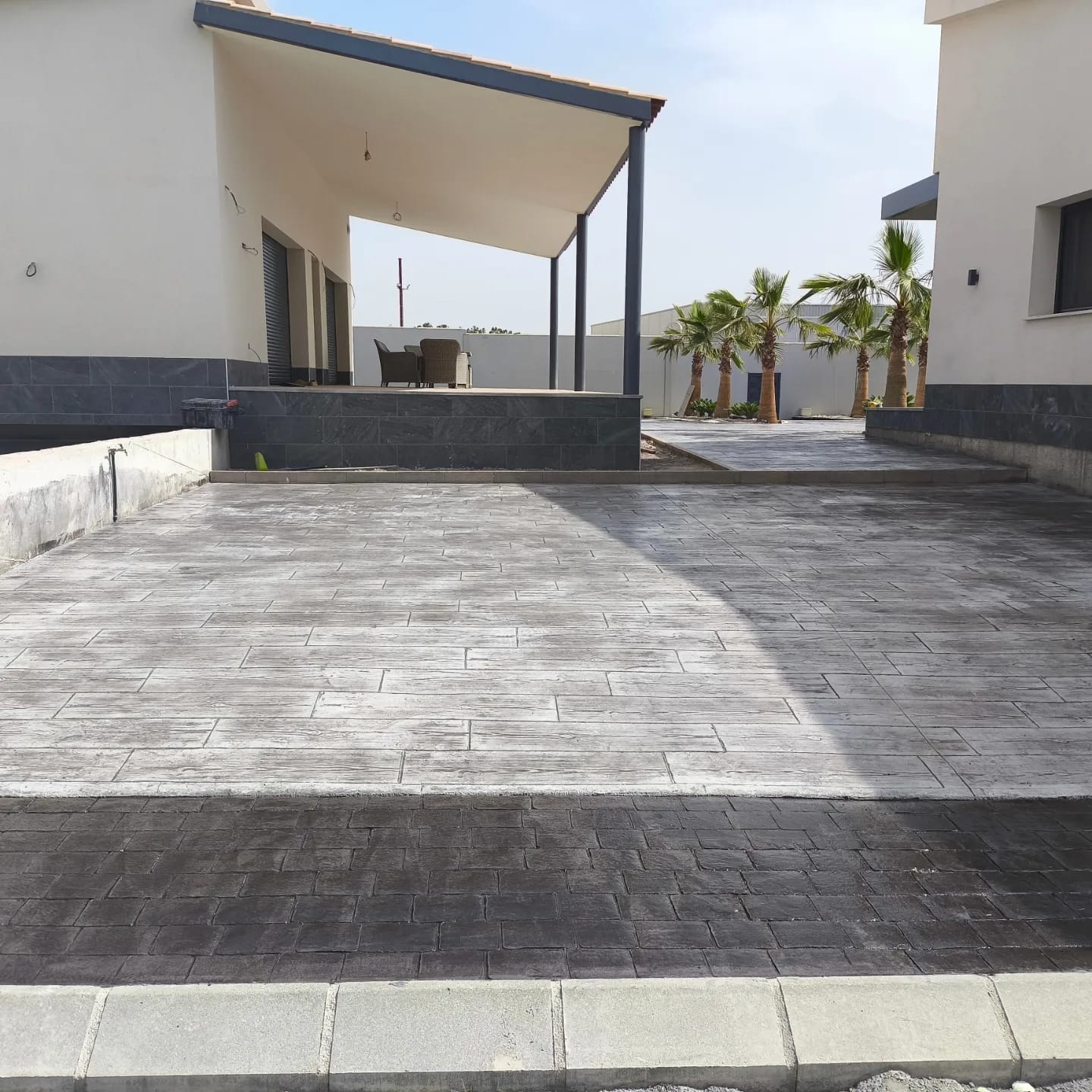 Application de béton décoratif pour particuliers et professionnels